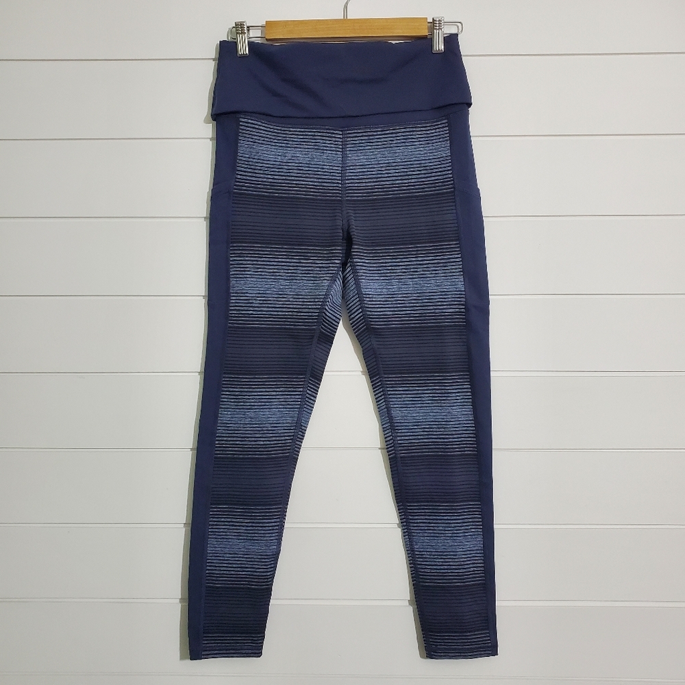 Aerie Offline High Waisted Women's‎ Striped Leggings. Size  L